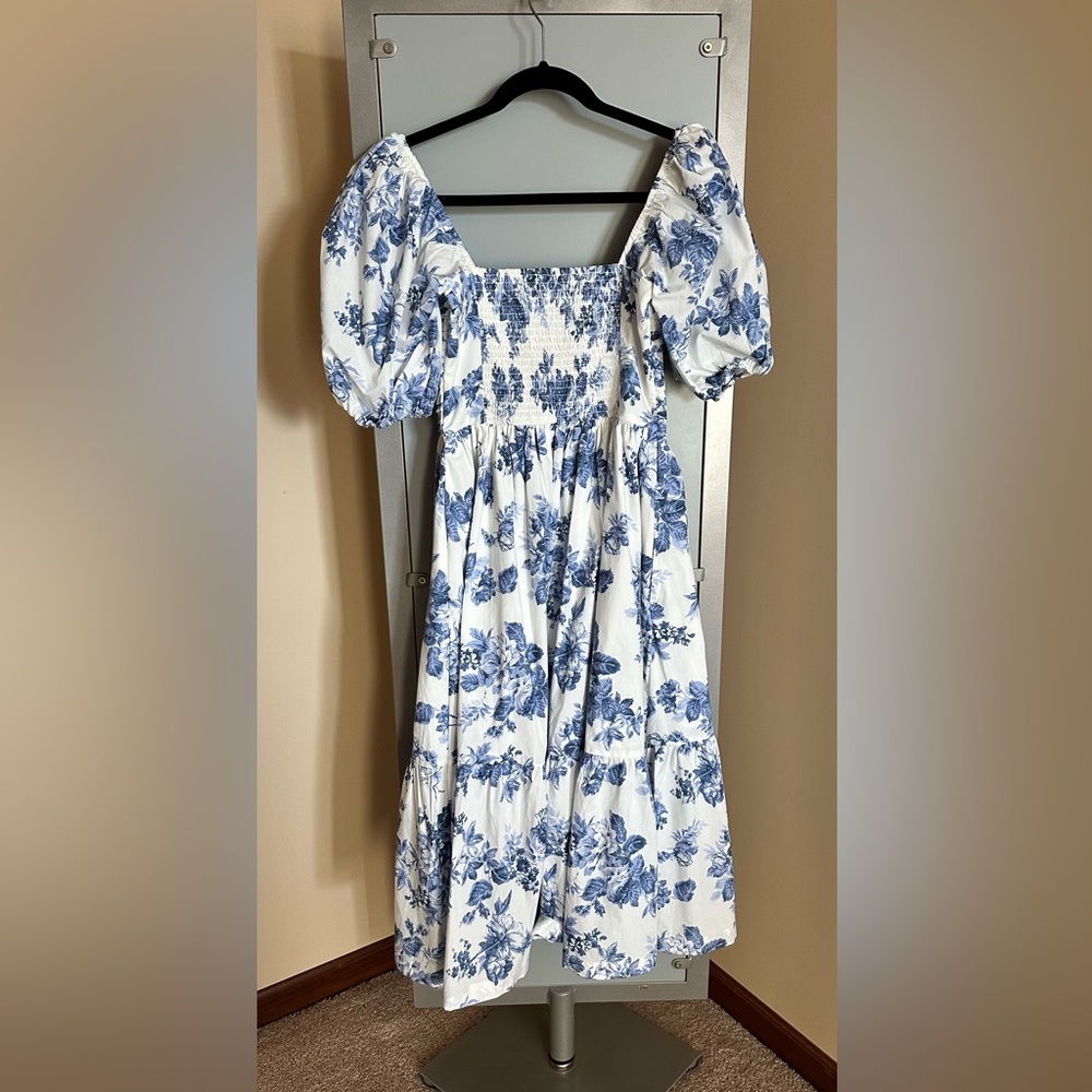 Abercrombie & Fitch Blue and White Floral Midi Dress - Picture 2 of 4
